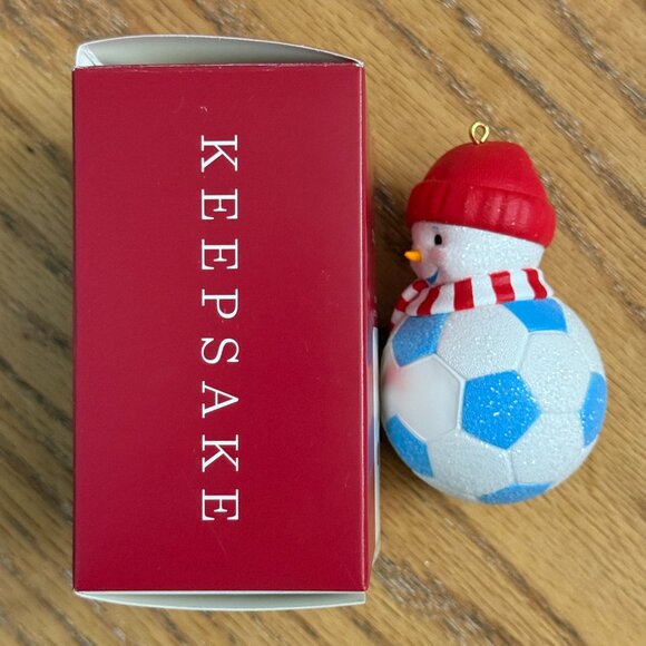 Hallmark Keepsake Ornament Soccer Snowman Personalize 2020 - Picture 5 of 8